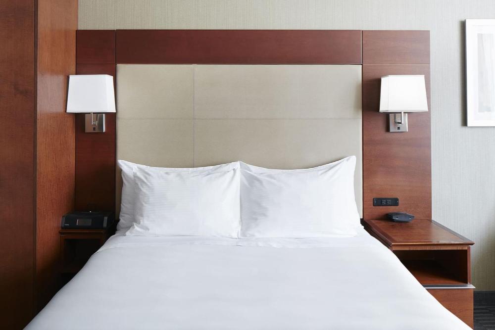 Deluxe Double Room with Two Double Beds interior